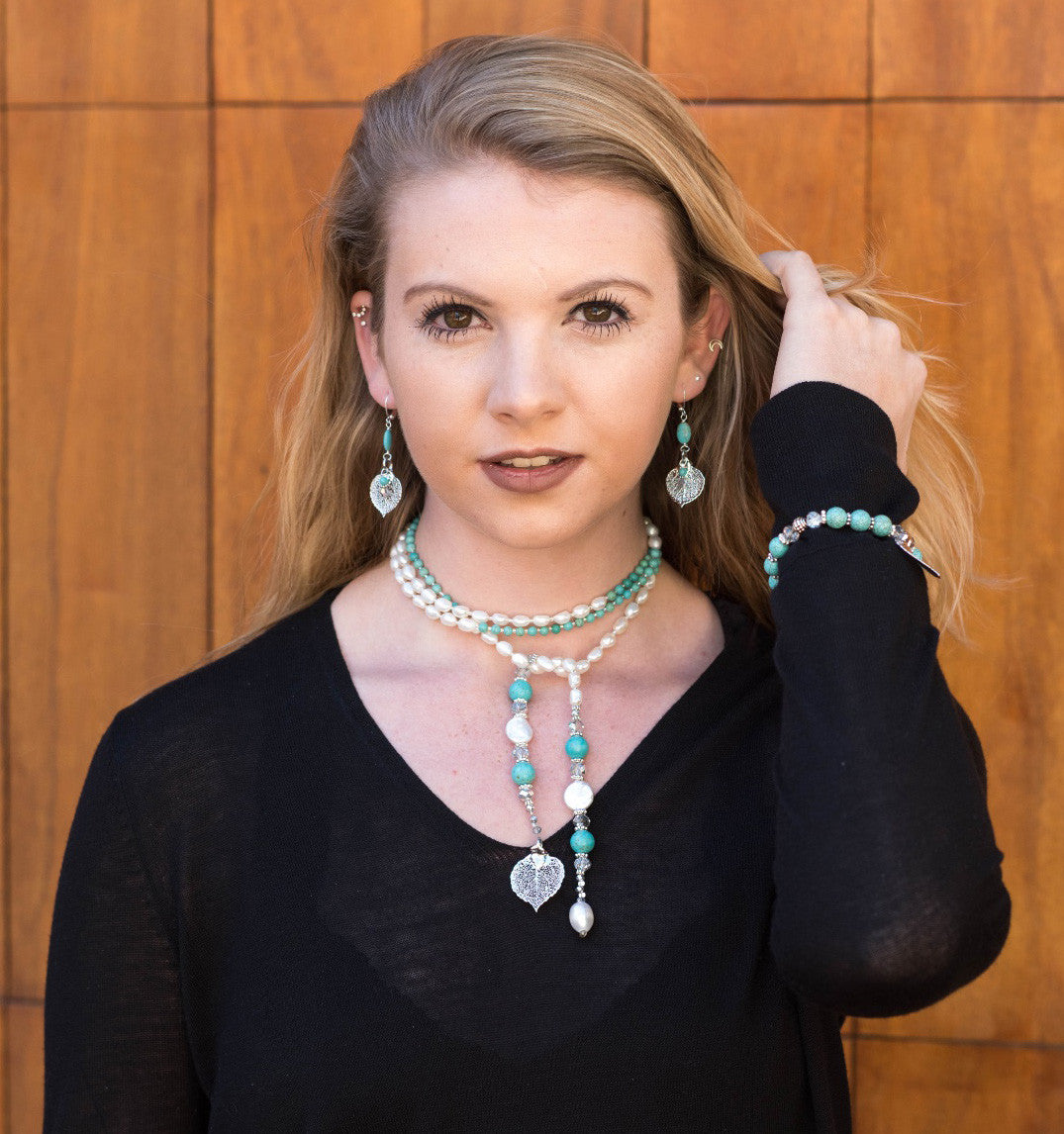 Gold leaf lariat, Turquoise & white Freshwater pearls